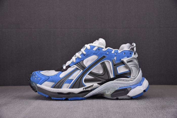 RUNNER SNEAKER RS025