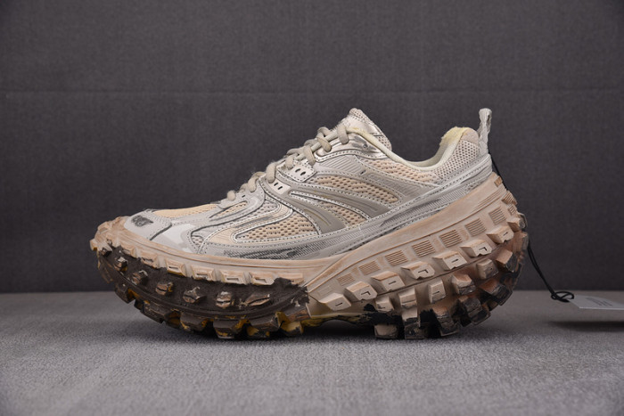 DEFENDER SNEAKER DS007