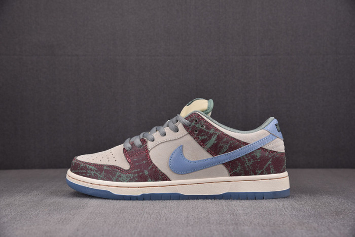 Nike SB Dunk Low Crenshaw Skate Club FN4193-100