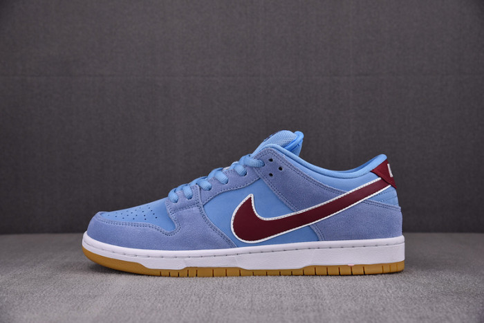 Nike SB Dunk Low Philadelphia Phillies DQ4040-400