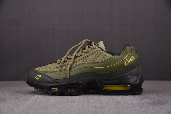 NIKE AIR MAX 95 SP X CORTEIZ RULES THE WORLD FB2709-300