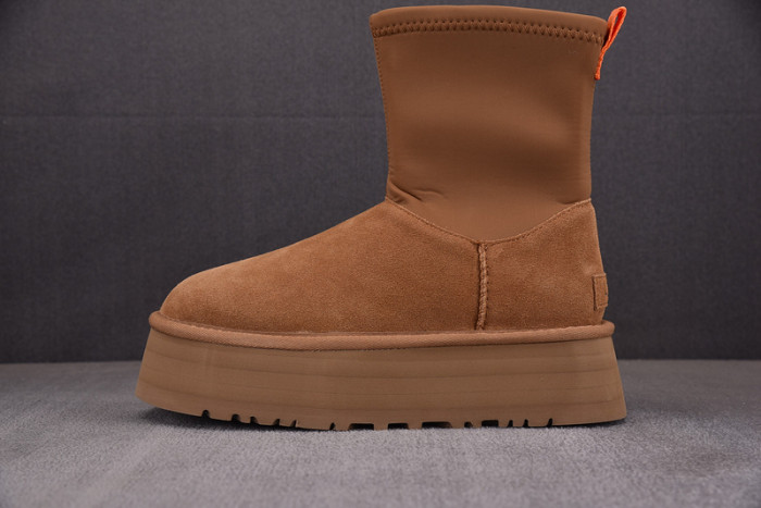 UGG Classic Dipper Boot