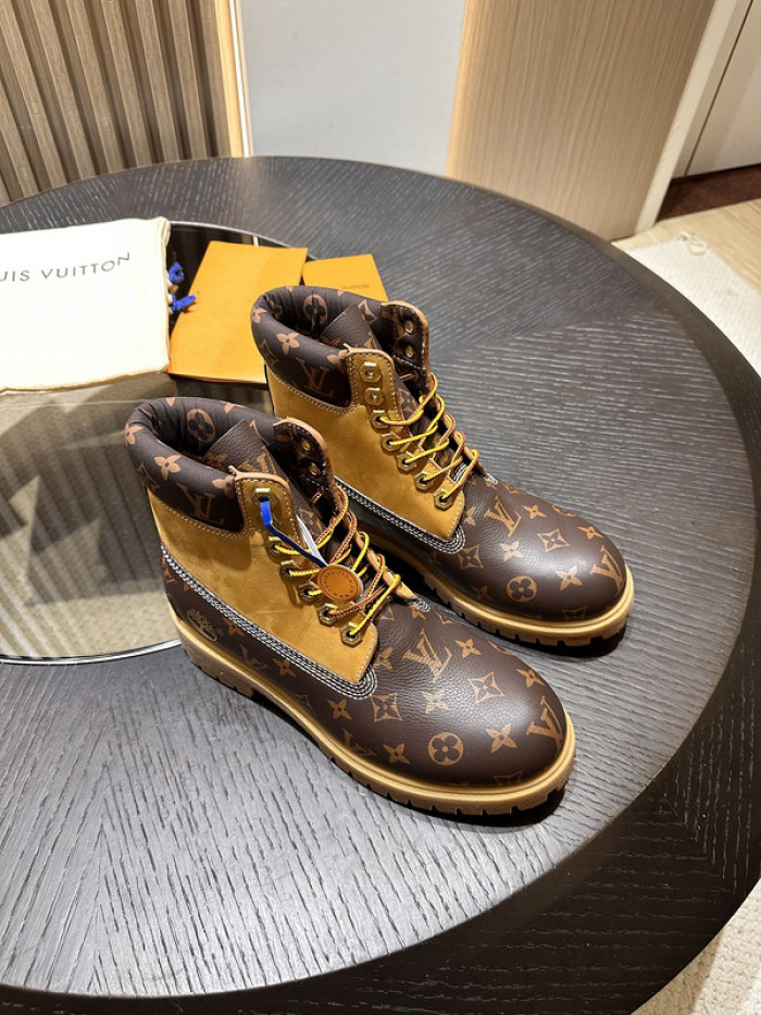 LV BOOTS L000019