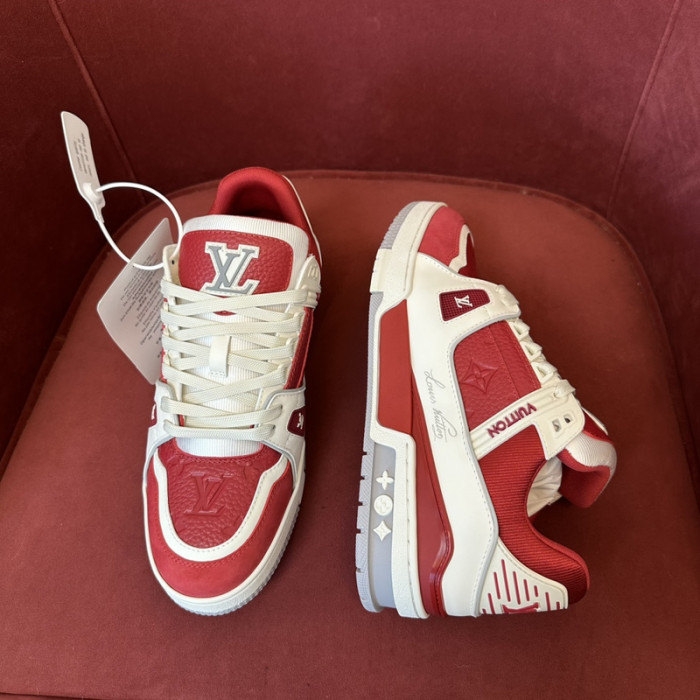 LV TRAINER SNEAKER LV-000608