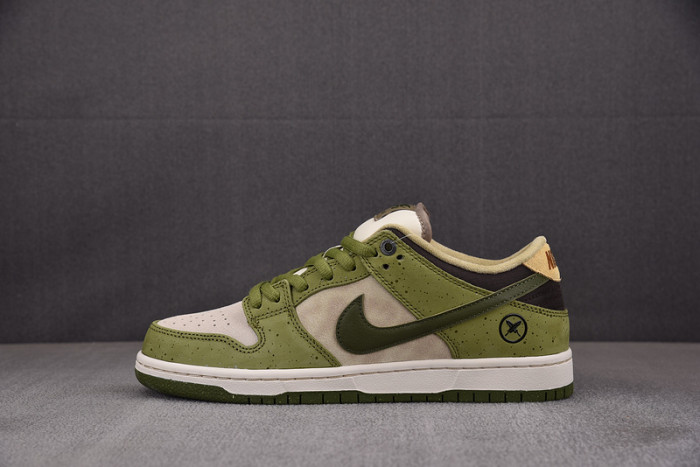 Yuto Horigome x NIKE Dunk Low SB ''Asparagus'' HF8022-300