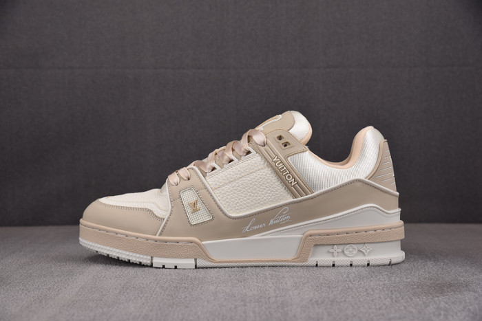 LV TRAINER SNEAKER LV-000587