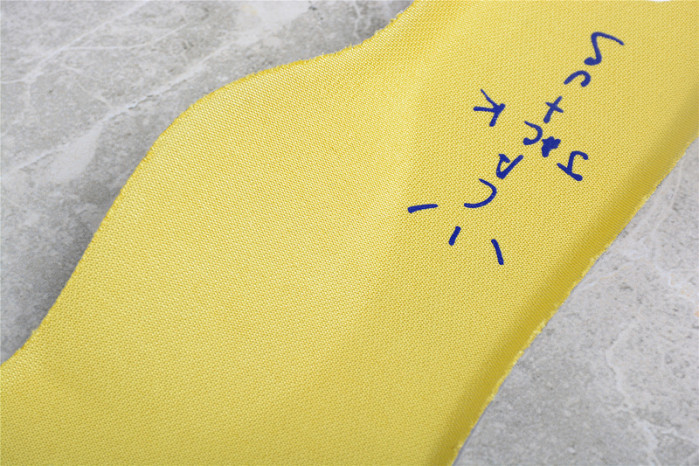 Travis Scott Nike Air Max 1 Wheat DO9392-700