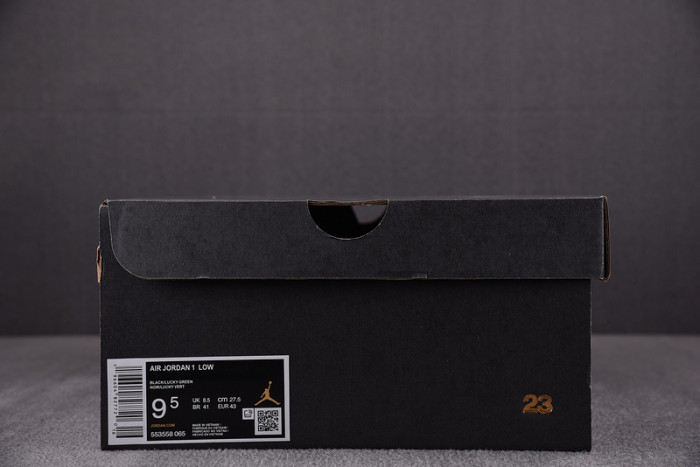 Jordan 1 Low Lucky Green 553558-065