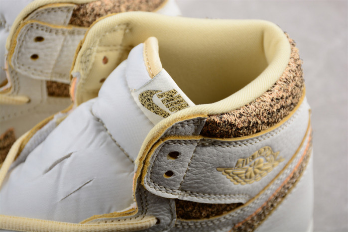 AIR JORDAN 1 RETRO HIGH OG "VIBRATIONS OF NAIJA" FD8631-100