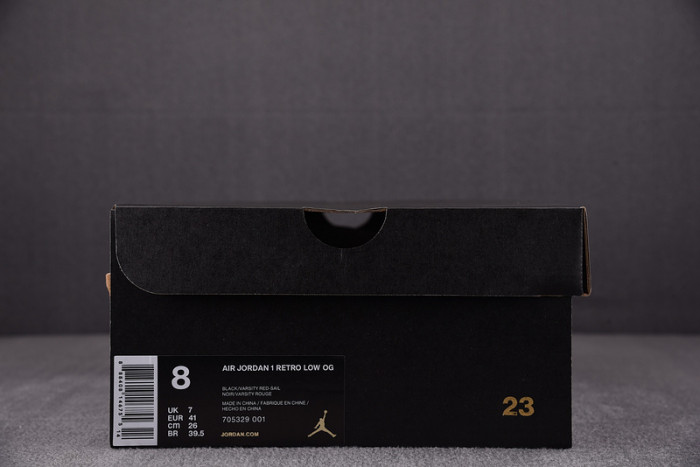 Jordan 1 Retro Low Bred (2015) 705329-001