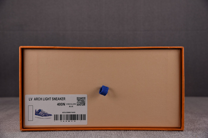 LV SNEAKER LV-000106