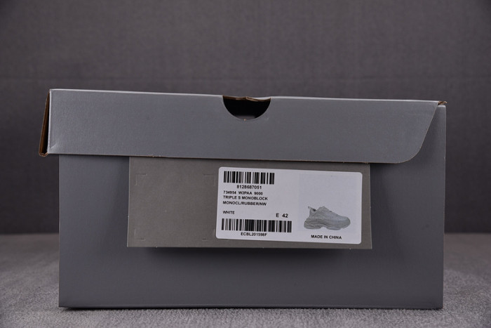 TRIPLES TRAINER SNEAKERS 2000110