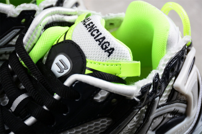 RUNNER SNEAKER RS076