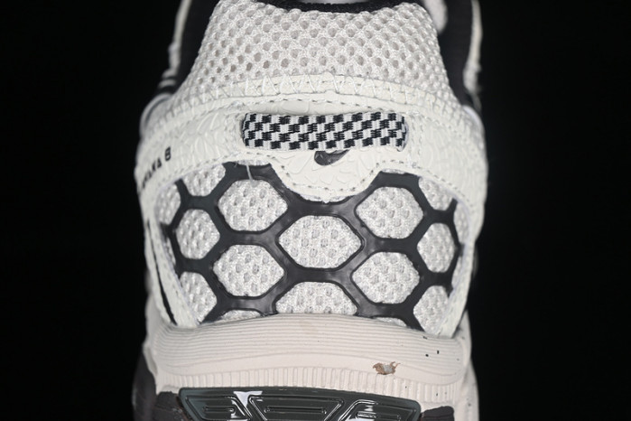 As*ic*s gel-kahana 8 black and white 1011b895-200