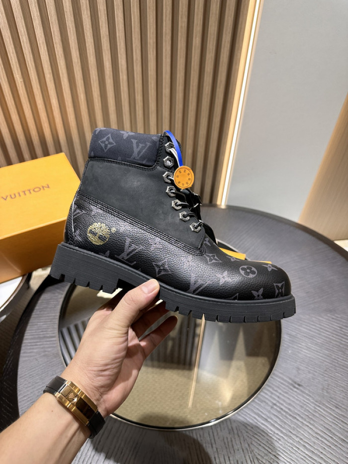 LV BOOTS L000020