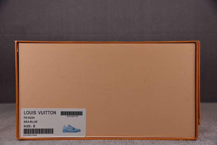 LV TRAINER SNEAKER LV-000597