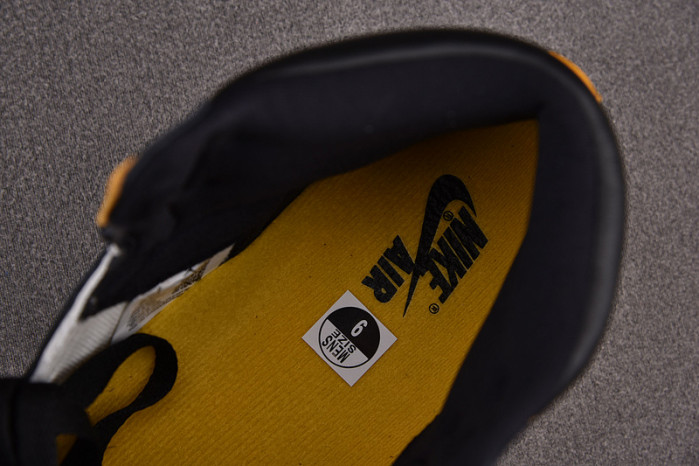 Air Jordan 1 High OG “Yellow Toe” 555088-711