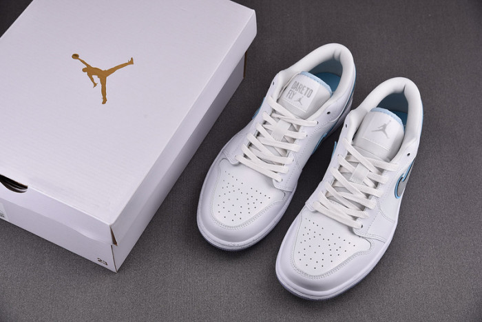 Jordan 1 Low SE Dare to Fly (W) FB1874-101