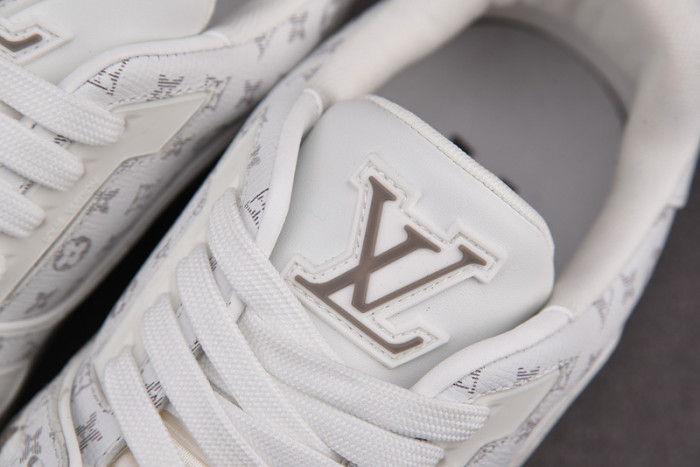 LV SNEAKER LV-000128