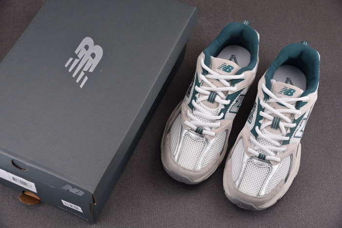 NEW BALANCE SNEAKER NB115