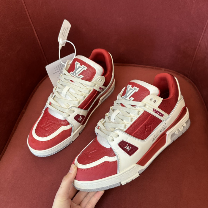 LV TRAINER SNEAKER LV-000608