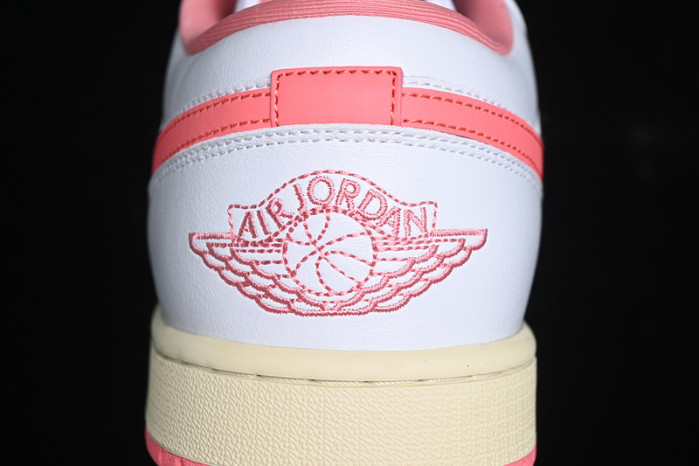 WMNS AIR JORDAN 1 LOW 