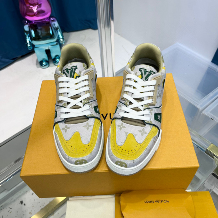 LV SNEAKER LV-000345