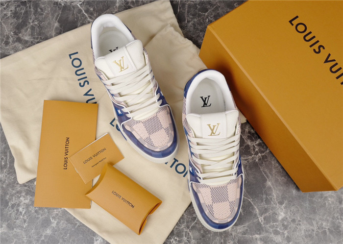 LV SNEAKER LV-000192