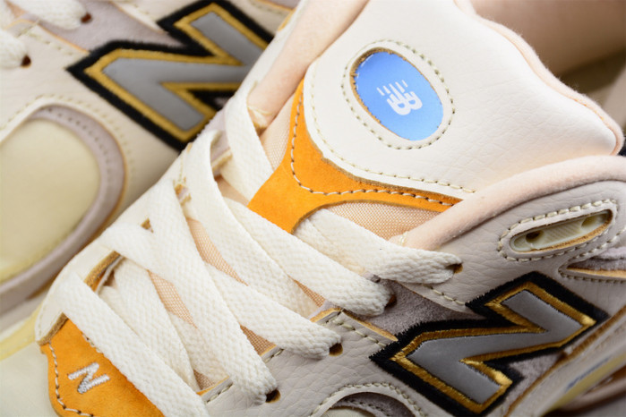 NEW BALANCE SNEAKER NB016