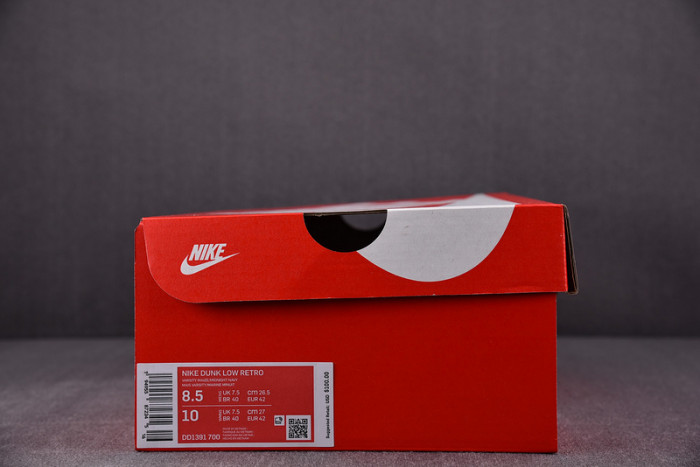 NIKE DUNK LOW MICHIGAN DD1391-700