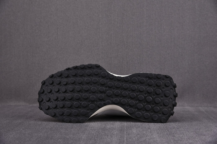 NEW BALANCE SNEAKER NB042