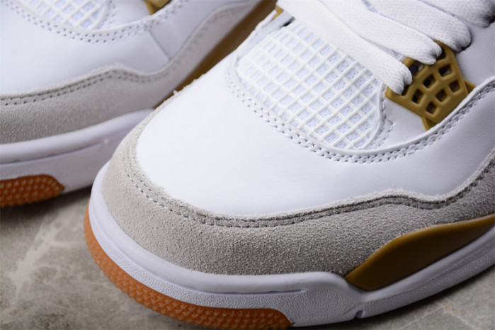 JORDAN 4 RETRO SB