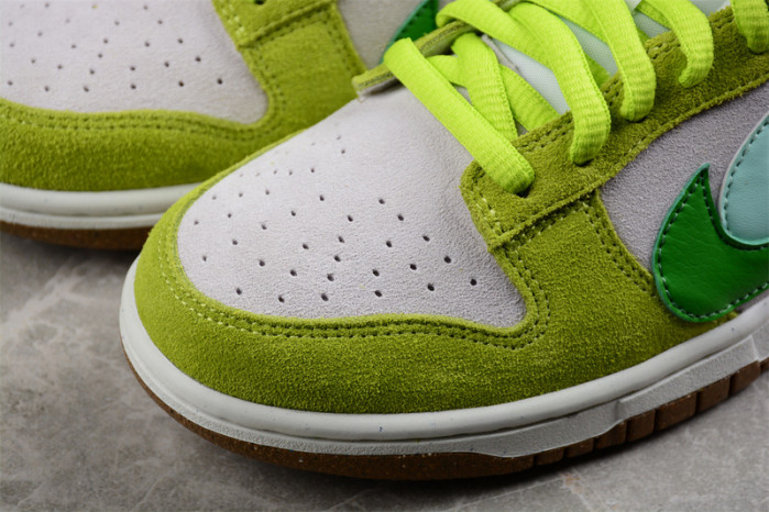 NIKE DUNK LOW SE 85 DO9457-122