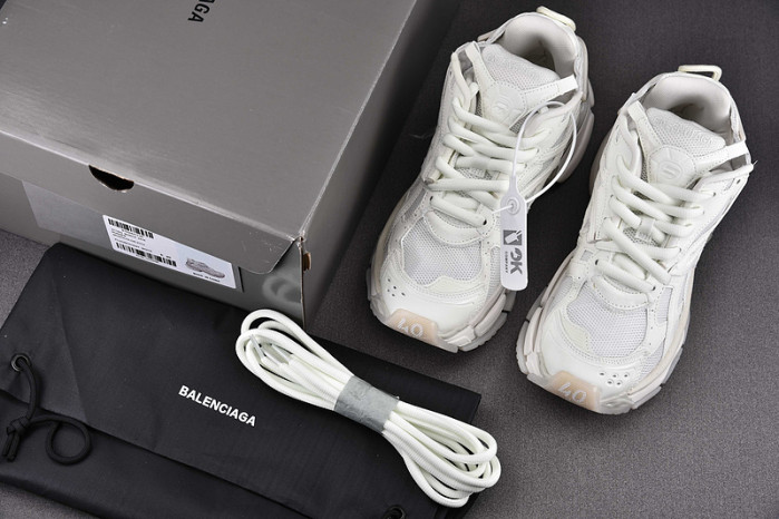 RUNNER SNEAKER RS028