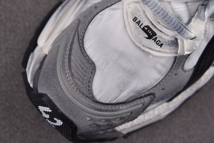 RUNNER SNEAKER RS048