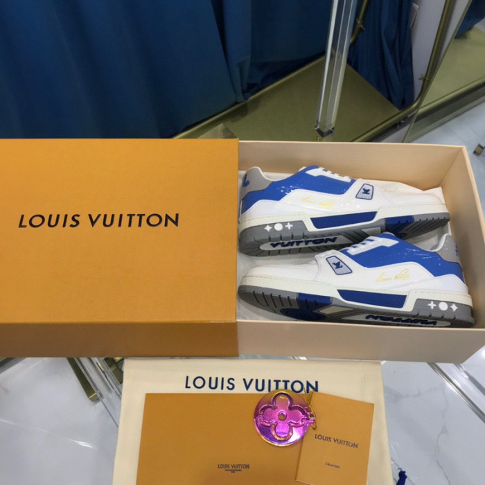 LV SNEAKER LV-000327