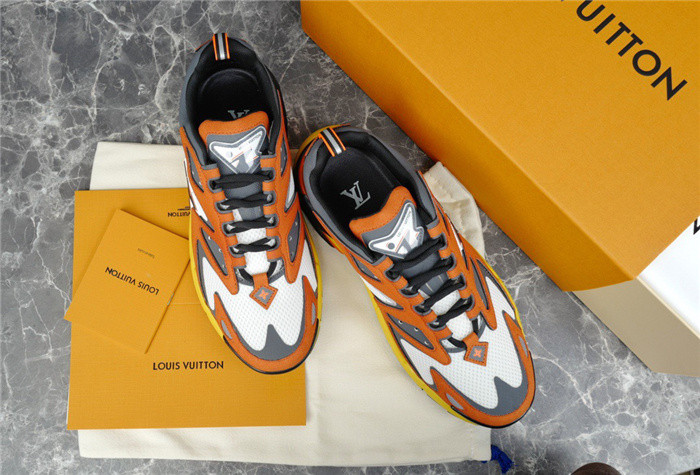LV SNEAKER LV-000268