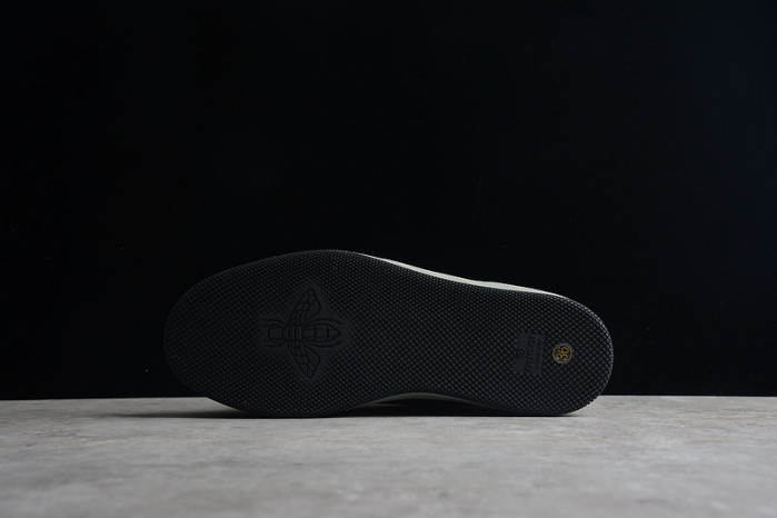 G*u*i* trainer sneaker 97