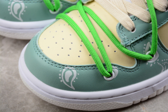 Nike SB Dunk Low DH9765-100