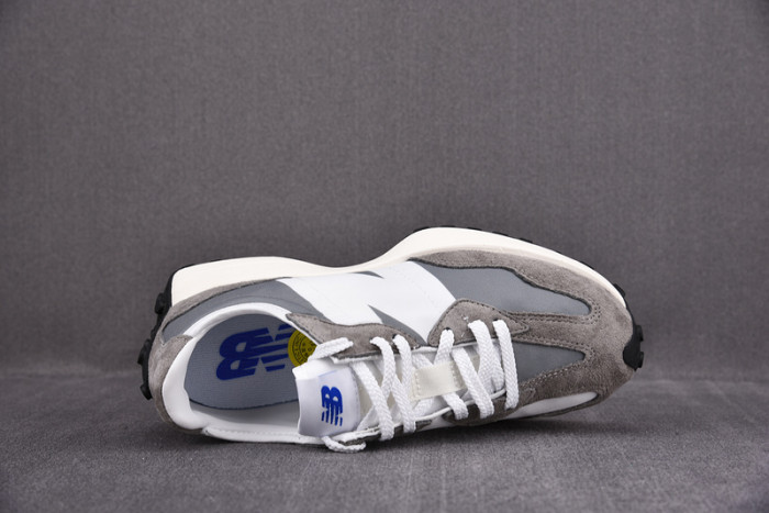 NEW BALANCE SNEAKER NB042