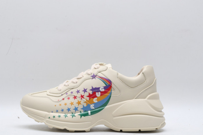 G*u*i* trainer sneaker109