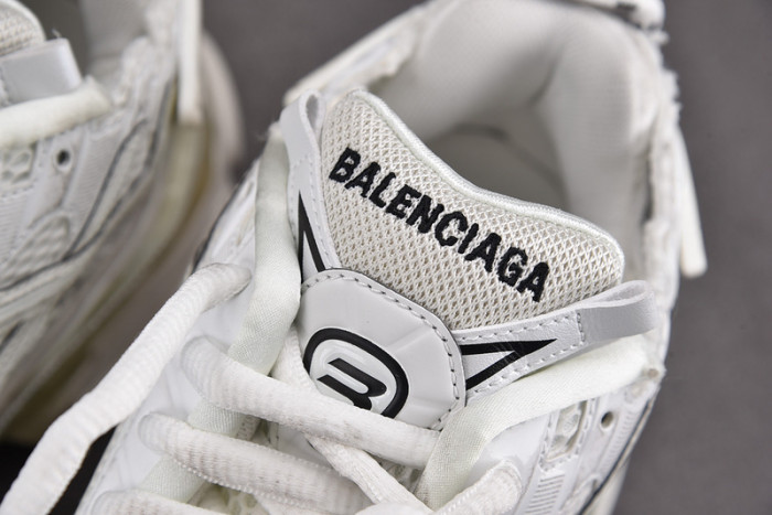 RUNNER SNEAKER RS022