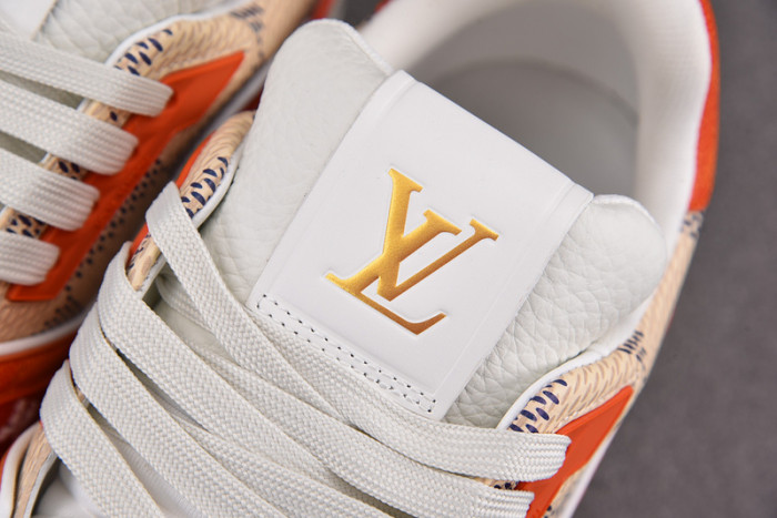 LV SNEAKER LV-000100