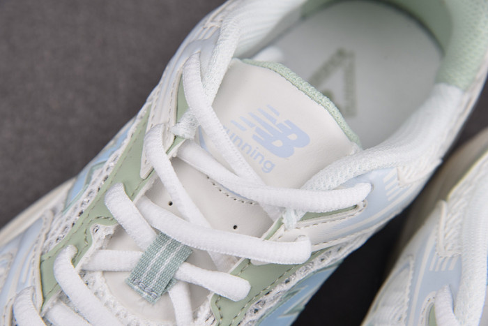 NEW BALANCE SNEAKER NB107