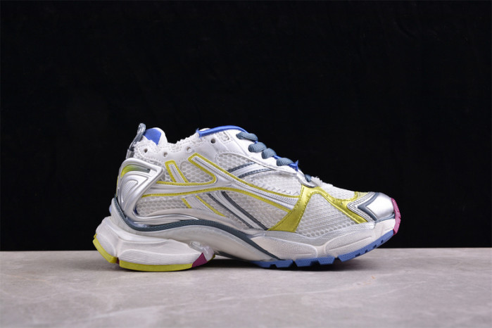 RUNNER SNEAKER RS070