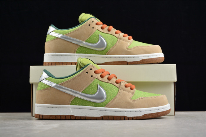 Nike Dunk Low SB 