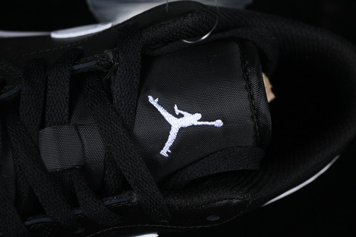 Air Jordan 1 Low “Orca” 553558-043