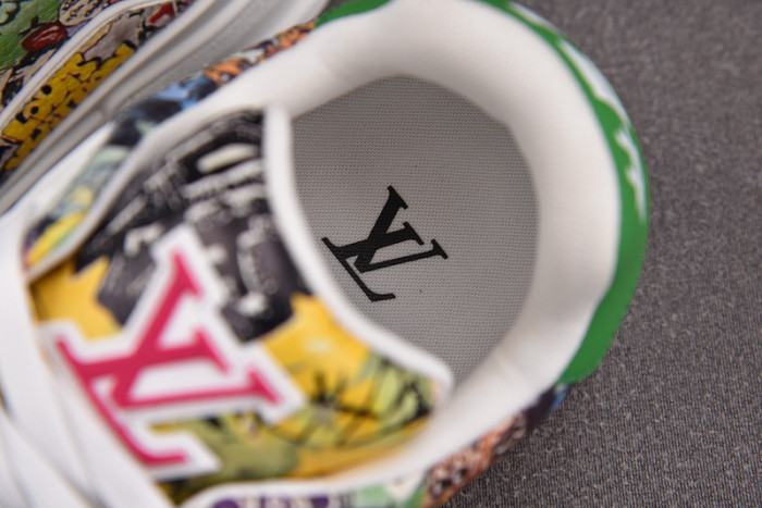 LV TRAINER SNEAKER LV-000593