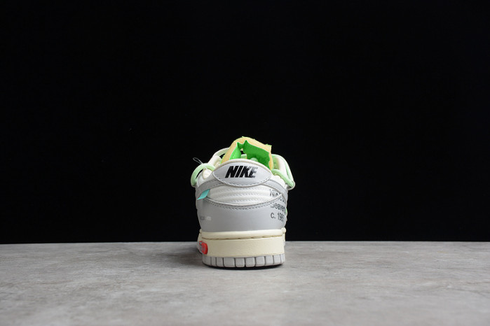 OFW X NIKE DUNK LOW “07 OF 50” DM1602-108