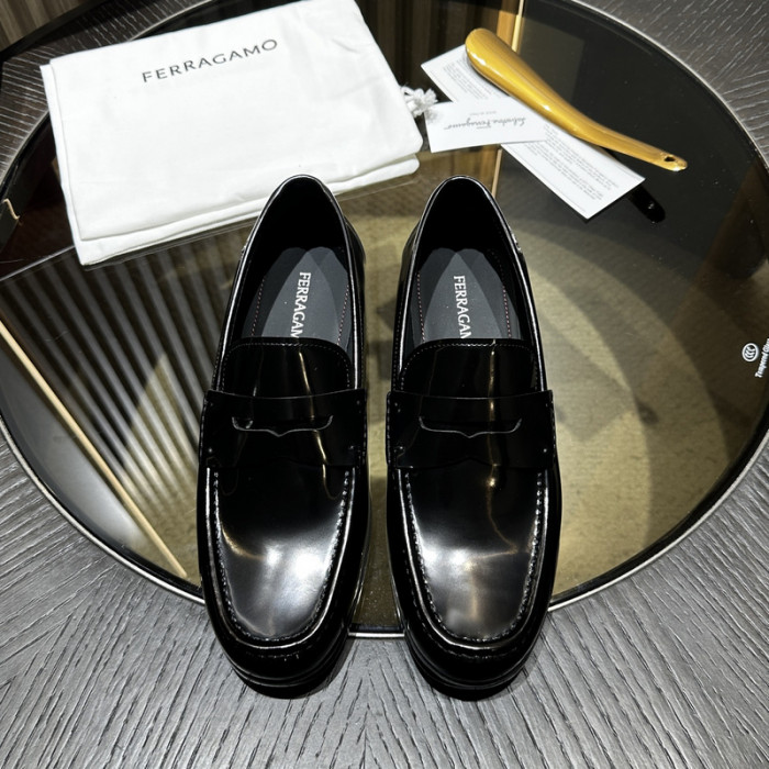 FENDI LOAFERS
